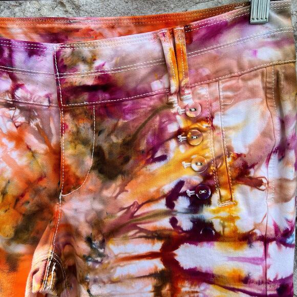 Ann Taylor ice dyed modern bootcut mid rise jeans size 10 - Picture 2 of 7